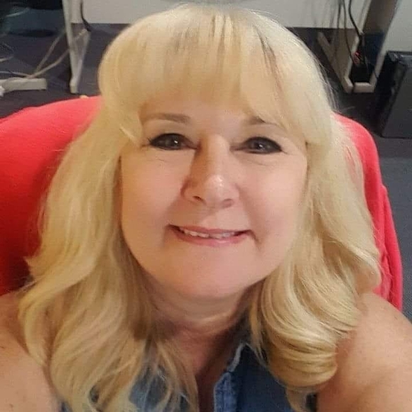 Meet your Posher, Marina - Picture 1 of 1